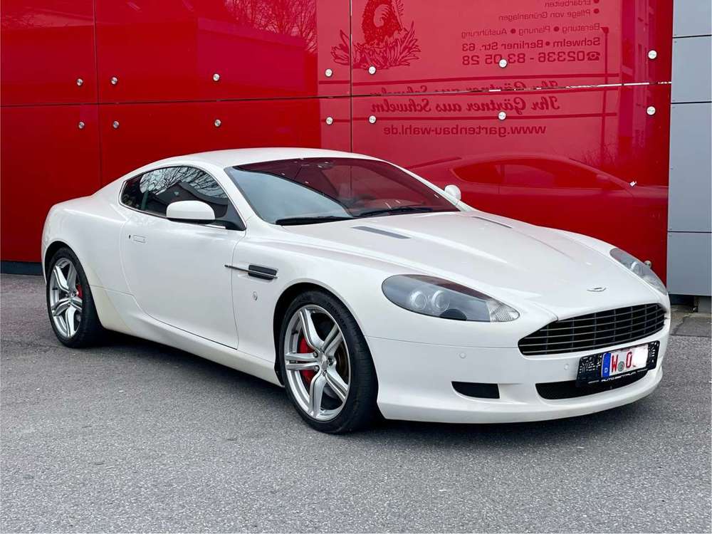 Aston Martin DB9 Coupe Touchtronic, 6.0 V12, Perlweiß Leder Red
