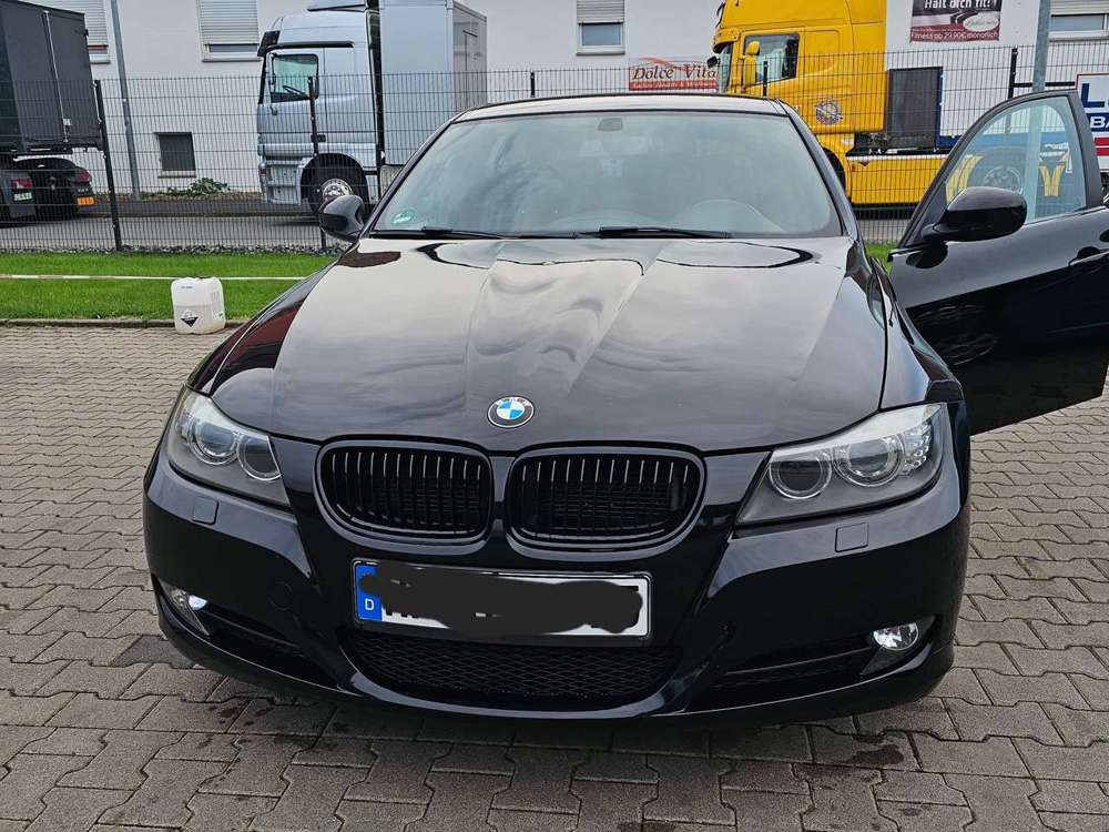BMW 320 320d DPF Touring Edition Lifestyle