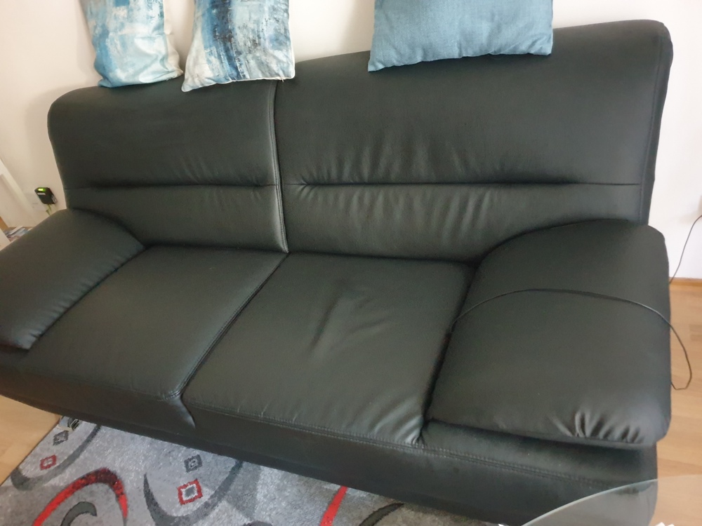 Couch sehr gut erhalten schwarz 