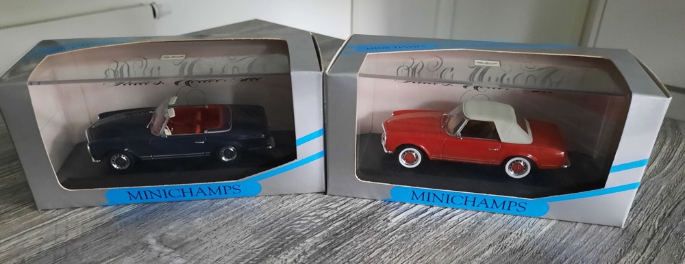 Modell-Auto  Pagode 1:43