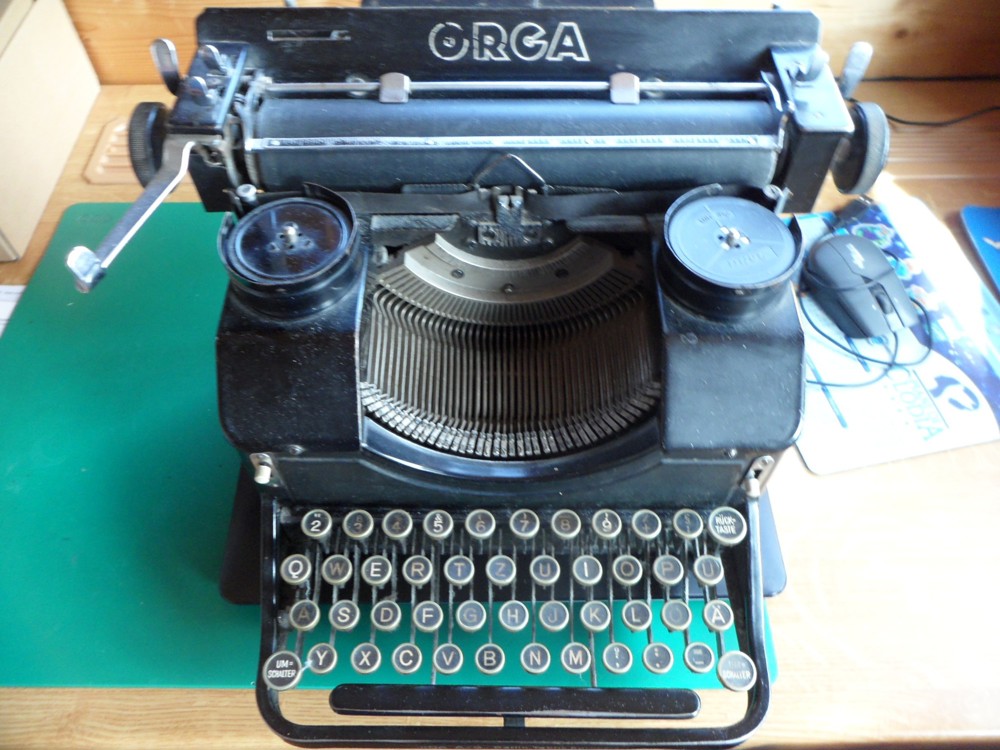 Orga Schreibmaschine