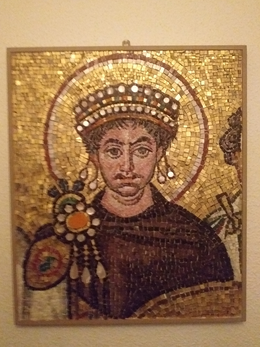 Mosaikbild Motiv Kaiser Justinian 6. Jahrhundert mit Blattgold und Perlmutt