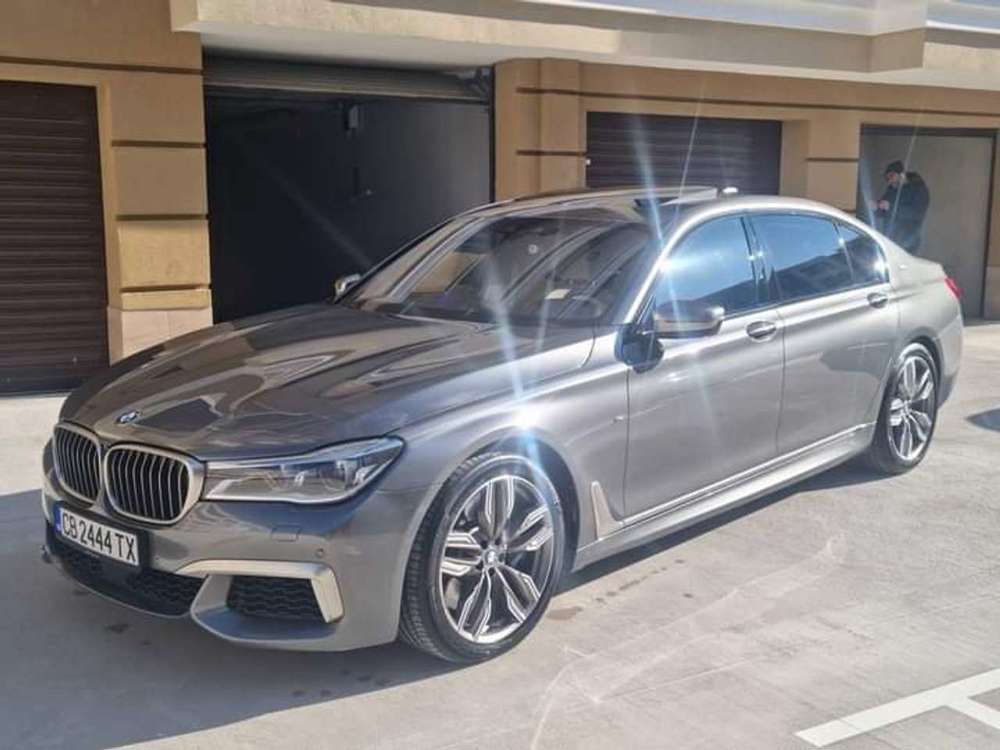 BMW 760 M760Li xDrive V12 2017 720PS