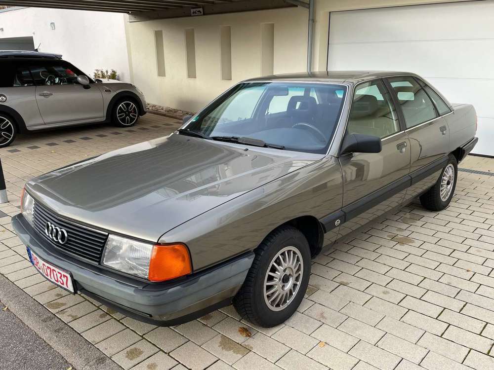 Audi 100 100 2.3 E