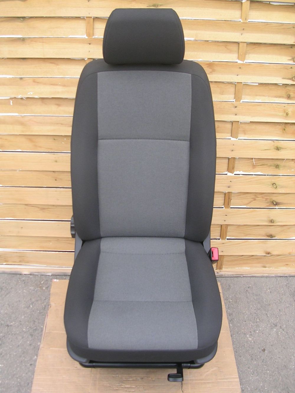 VW T5 T6 Beifahrersitz Einzelsitz Sitz Austin mit Konsole