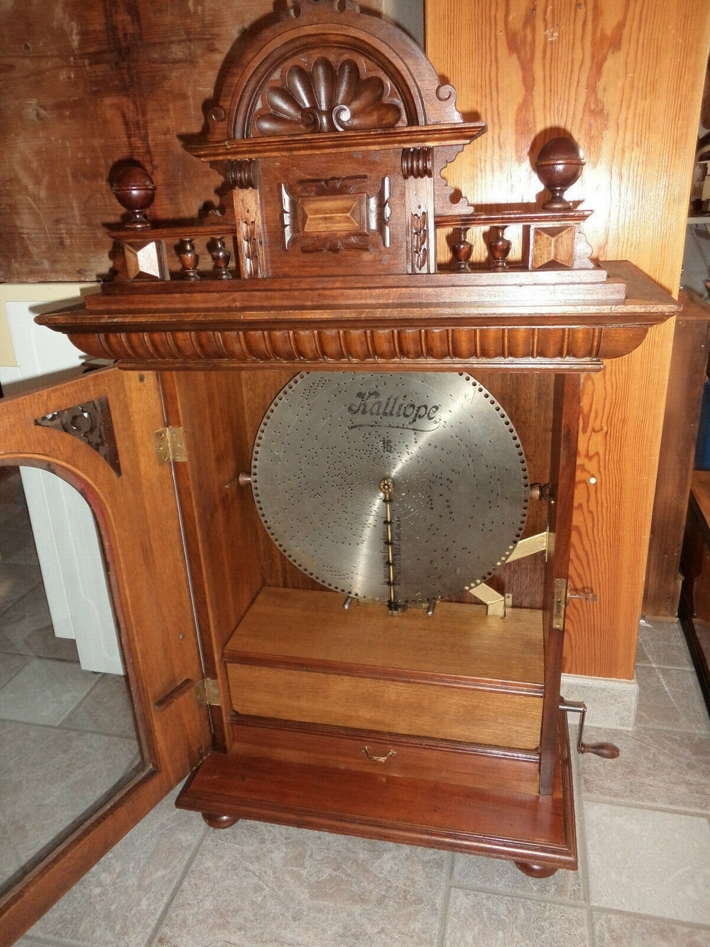 Musikautomat Kalliope um 1900 Spieluhr Münzeinwurf Platten Durchmesser 45 cm