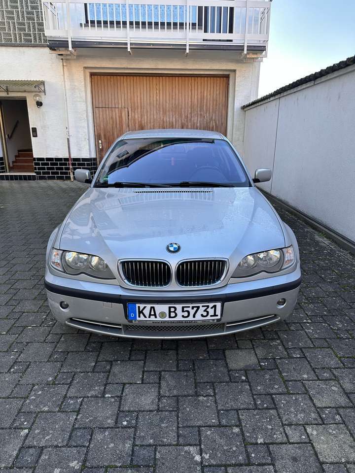 BMW 330 330i
