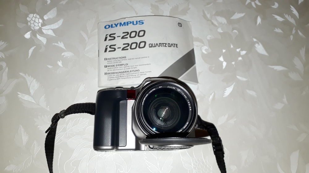 Olympus IS 200, analoge Kamera gebraucht, in gutem Zustand