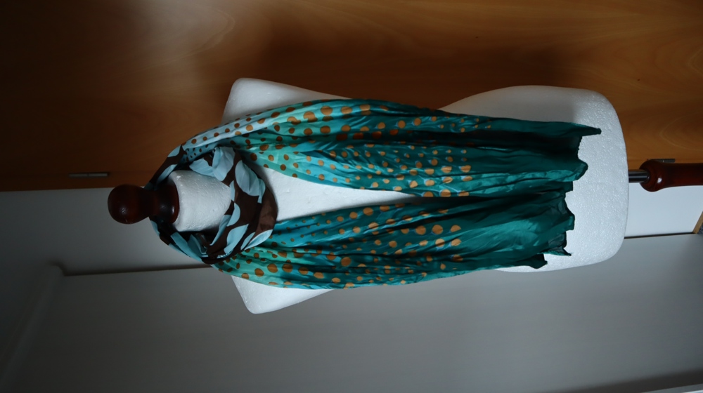 BONITA Damen Halsschal Schal Halstuch grün mit Muster TOP