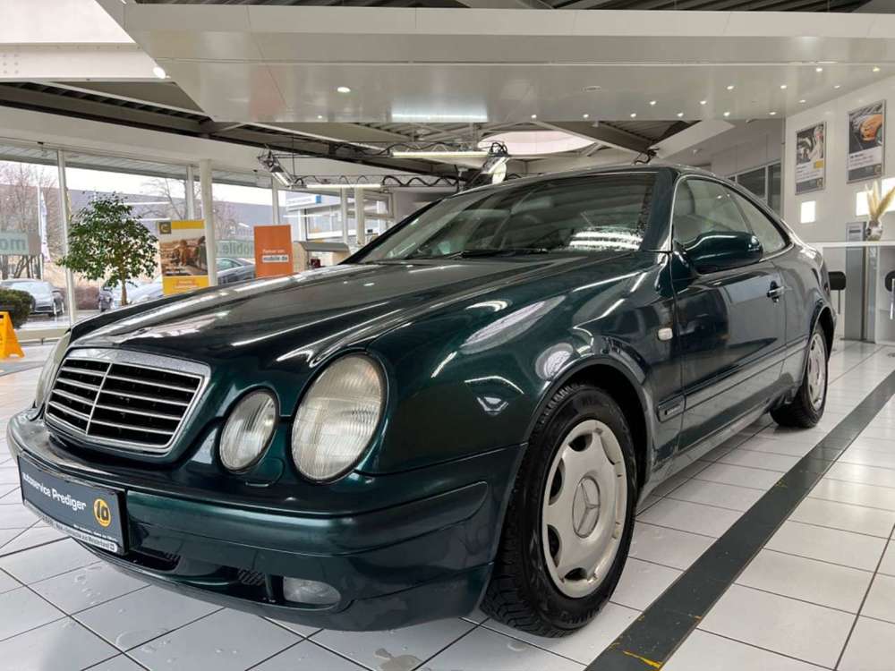 Mercedes-Benz CLK 200 ELEGANCE*HU 07.2024*