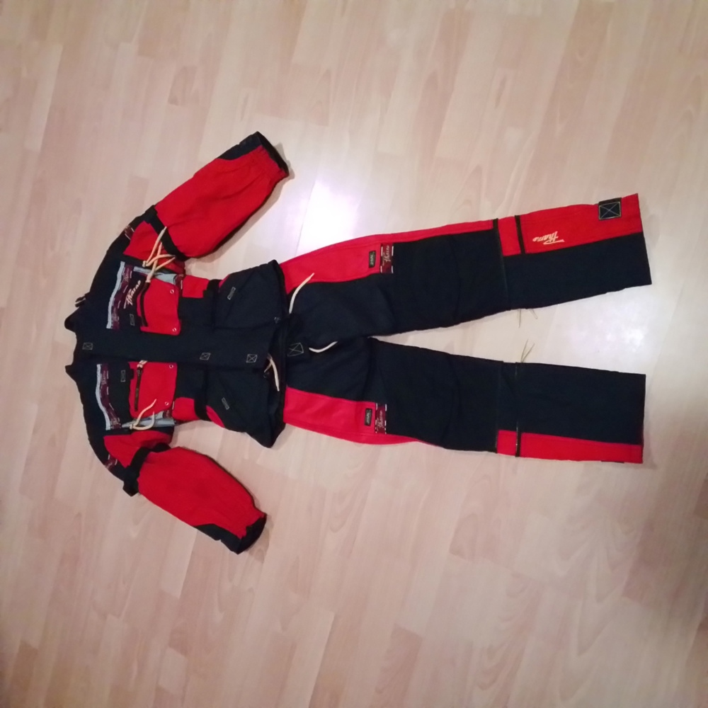 Kinder Motorrad-Anzug Gr. 140-146