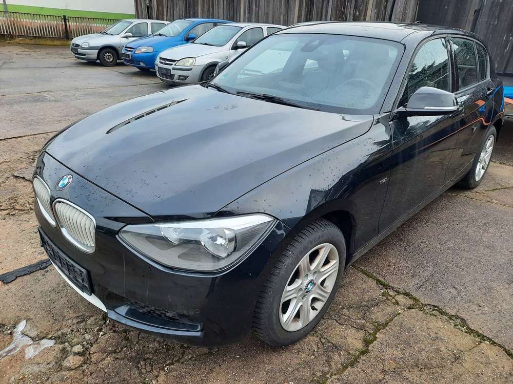 BMW 118 118i ,,MOTORSCHADEN ""