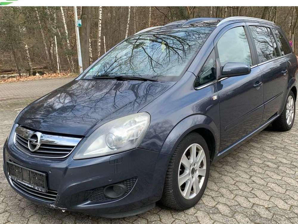 Opel Zafira Cosmo*Automatik*7 Sitze*Panoramadach*