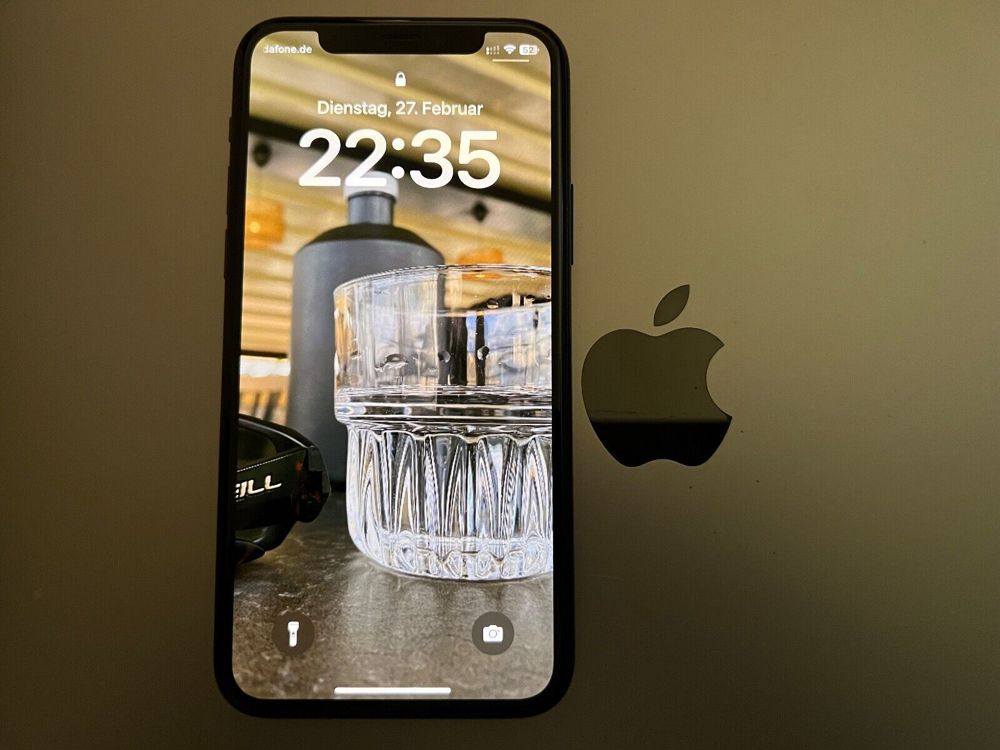  Einzigartiges Apple iPhone 11 Pro in Schwarz   Filmset Handy