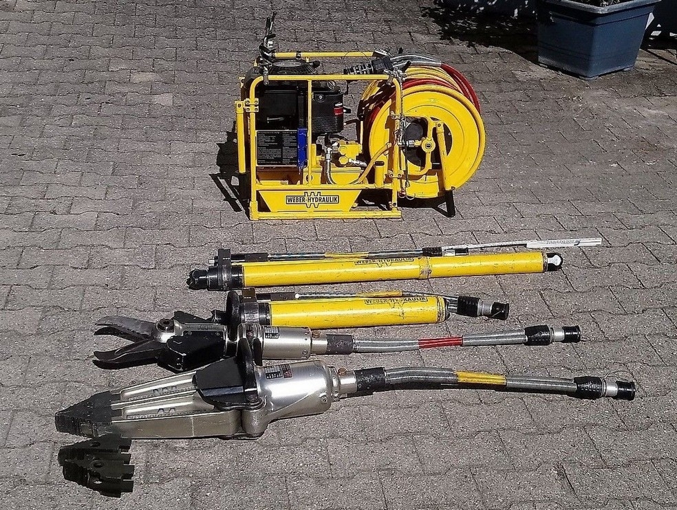 WEBER Rescue Benzin Rettungssatz Kit Schere Spreizer 2 Zylinder Hydr. Pumpe THW