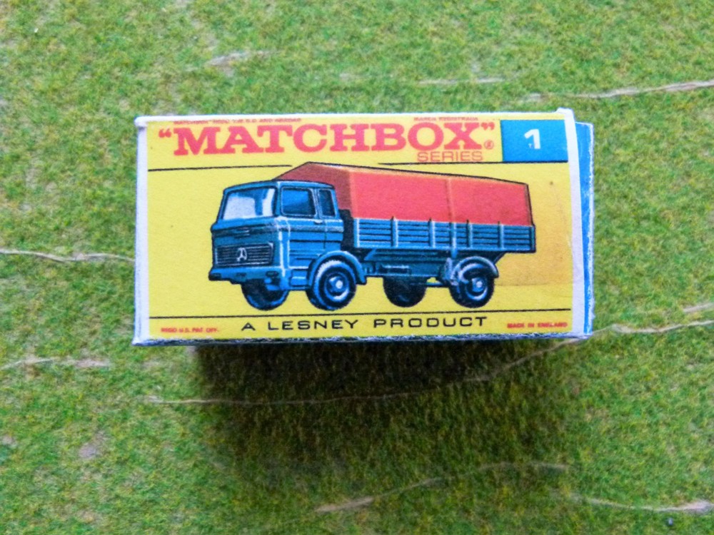 0023 Matchbox series 1 Mercedes Truck Lesney Karton kein Original