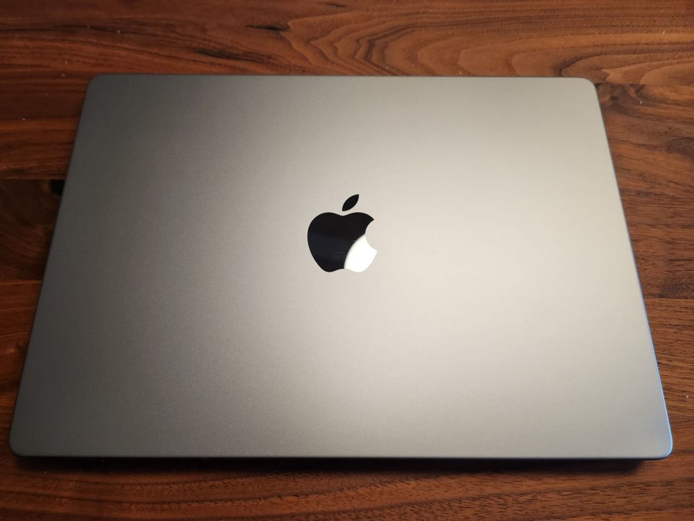 MacBook Pro 14 M1 (2021, 1TB SSD, 32GB Ram)