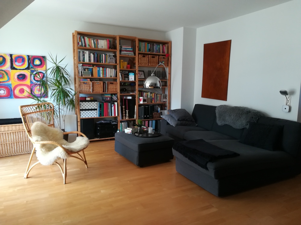 Verkaufe helle 3,5 Zimmer Dachgeschoss-Wohnung mit Südbalkon in Fürth-Stadeln