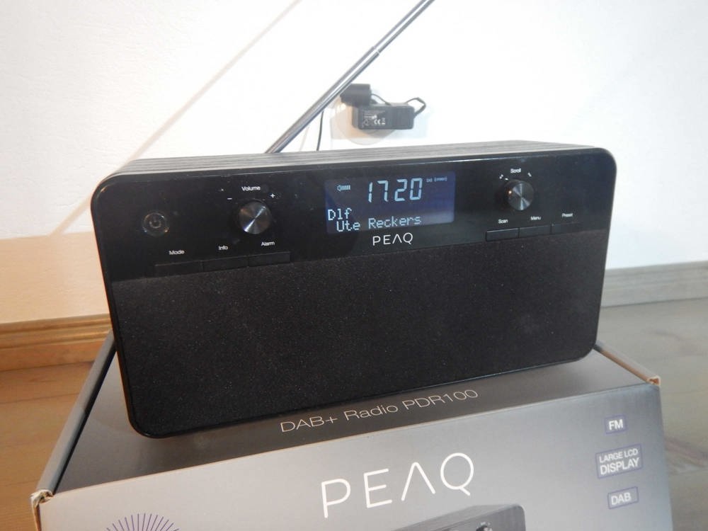 Peaq dab+ radio pdr100