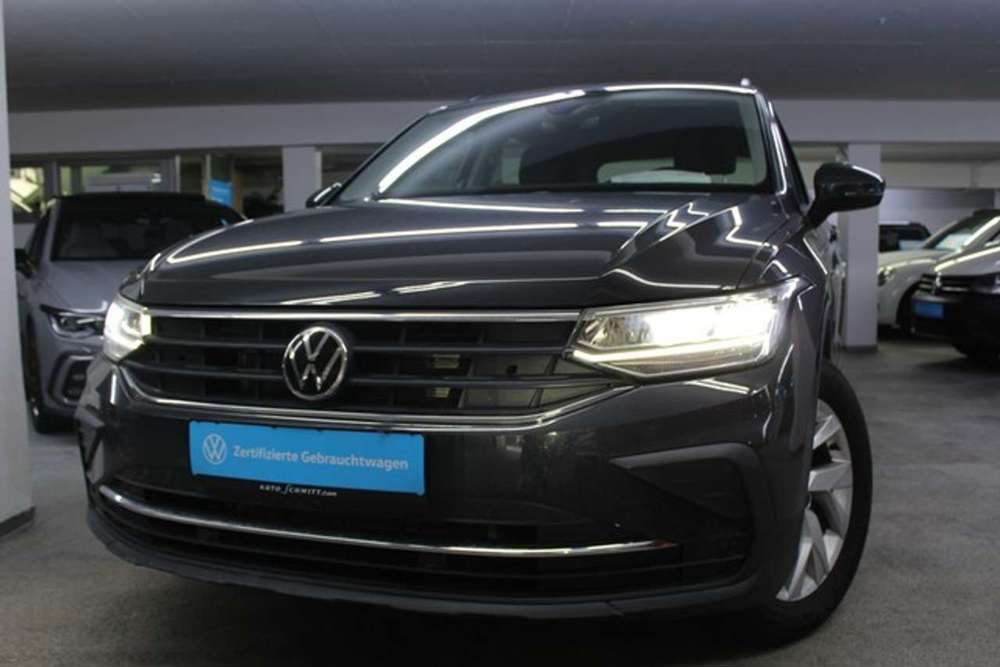 Volkswagen Tiguan Life 2.0 TDI DSG 4M+LED+NAVI+PDC+ACC+HU/AU NEU