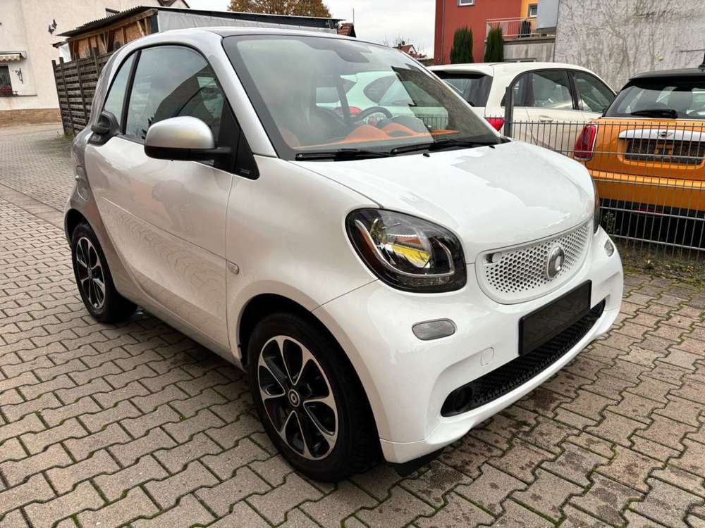 smart forTwo coupe Passion Navi/Pano/Sitzh.
