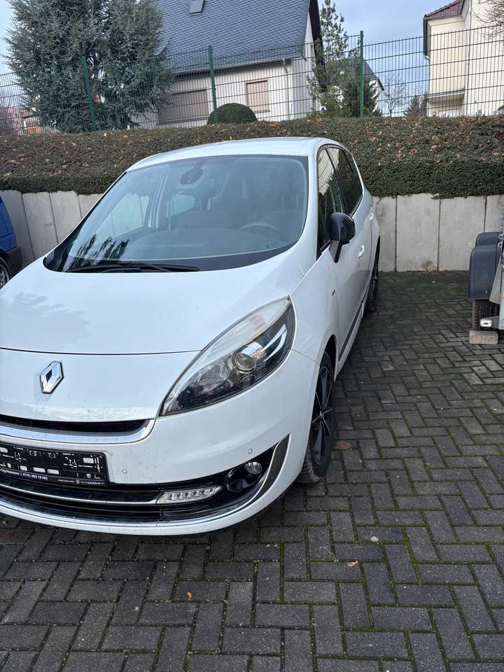 Renault Grand Scenic Energy dCi 130 Start  Stop Bose Edition