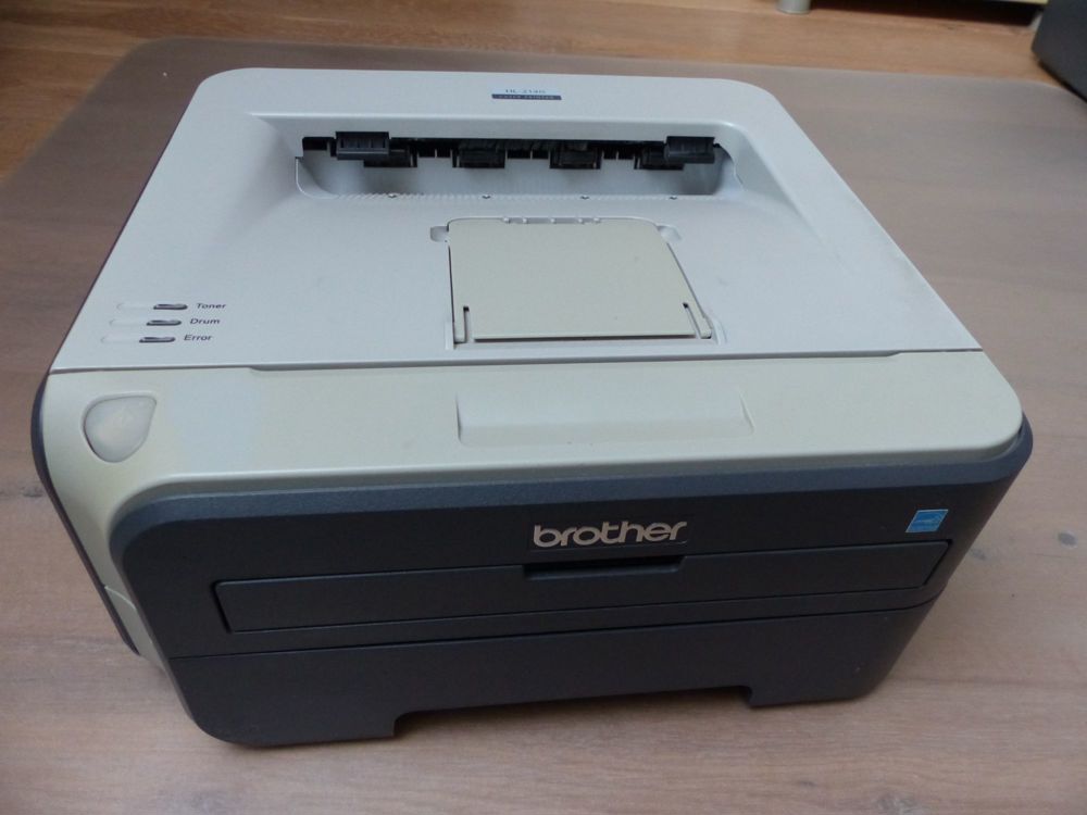 Laser Drucker Printer Brother HL 2140 plus neuer Toner