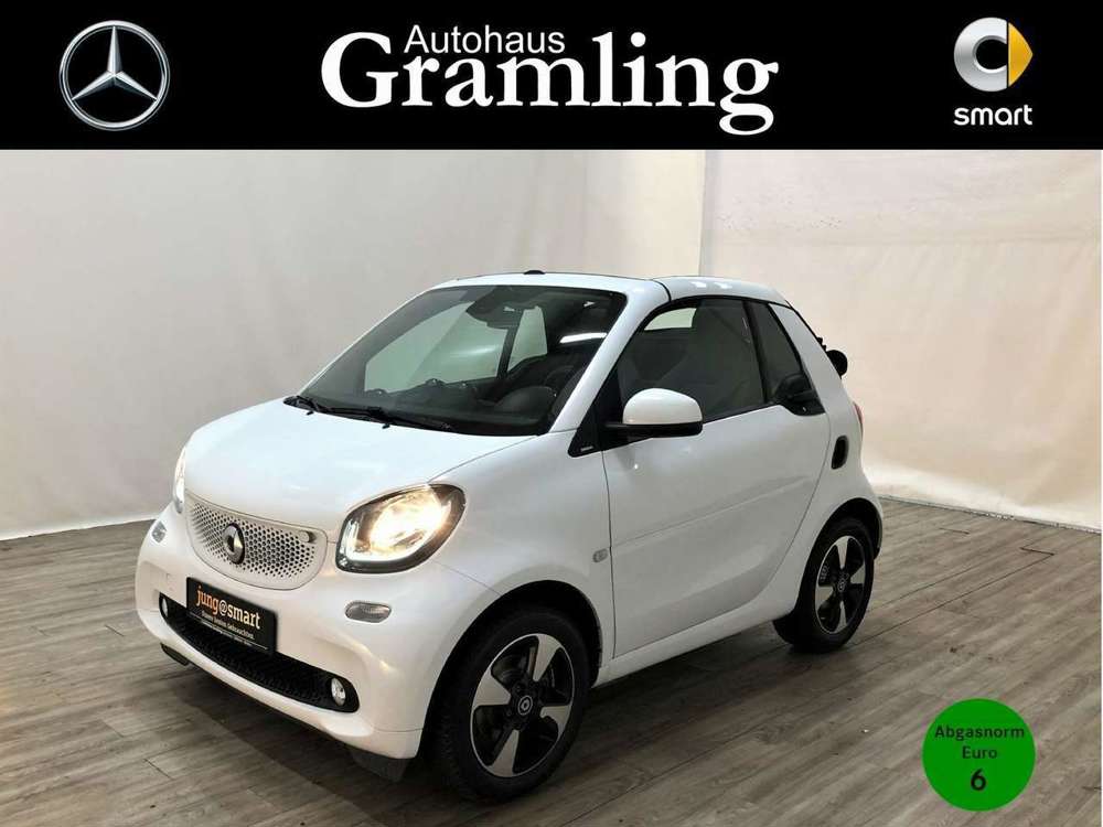 smart forTwo fortwo cabrio 66kW passion Navi*Kamera*LED*Sitzh