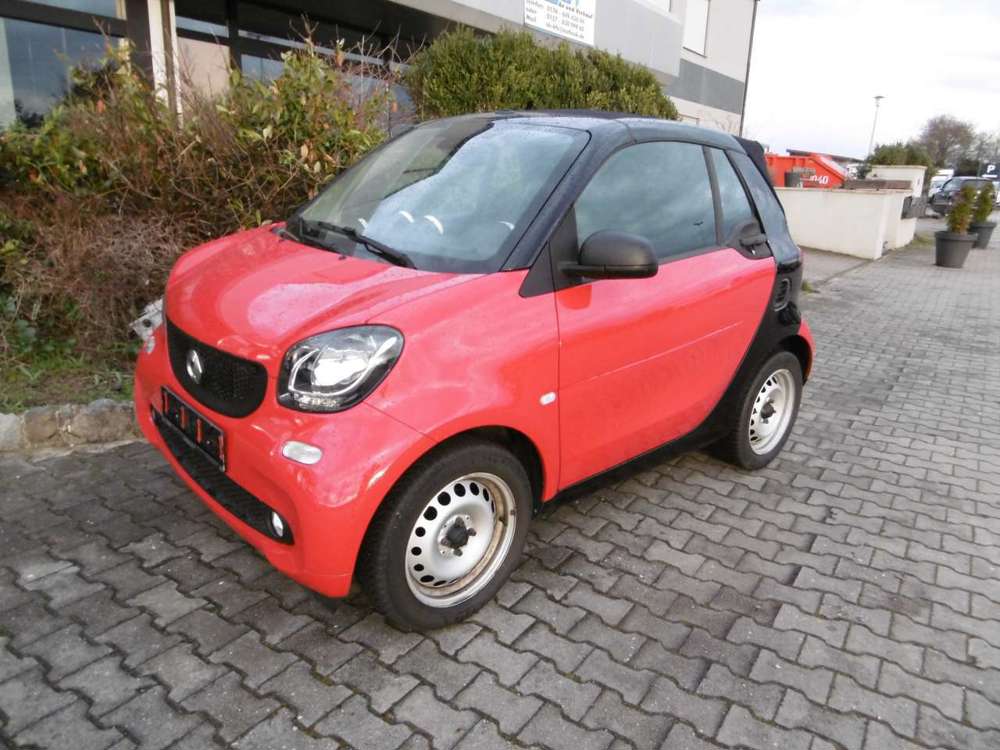 smart forTwo Basis 52 kW ,Cabrio, Sitzheizung, Klimaautomatic,