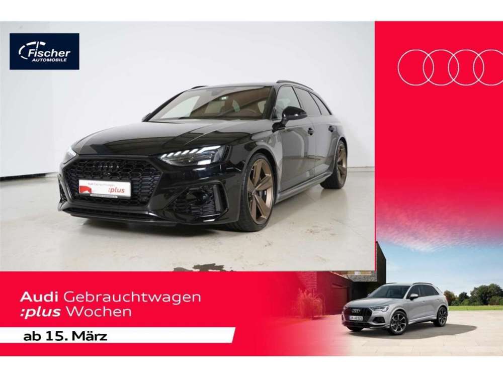 Audi RS4 Avant TFSI quattro Keramik/P-Dach/NAV/Matrix