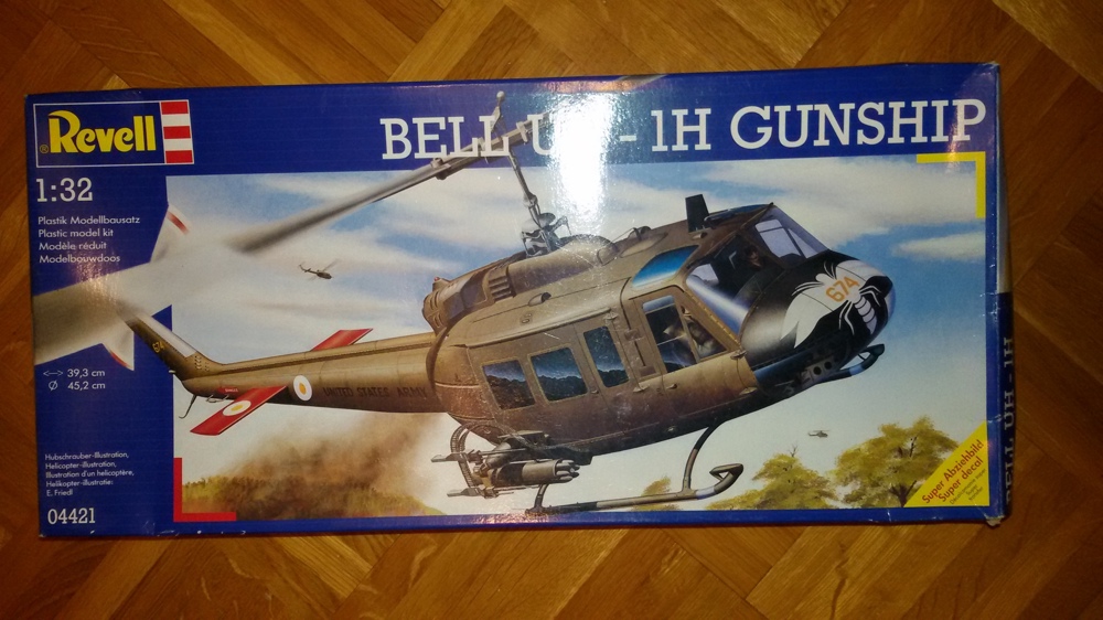 Bell  UH    -  UH  1H     Gunship      04421        1:32  