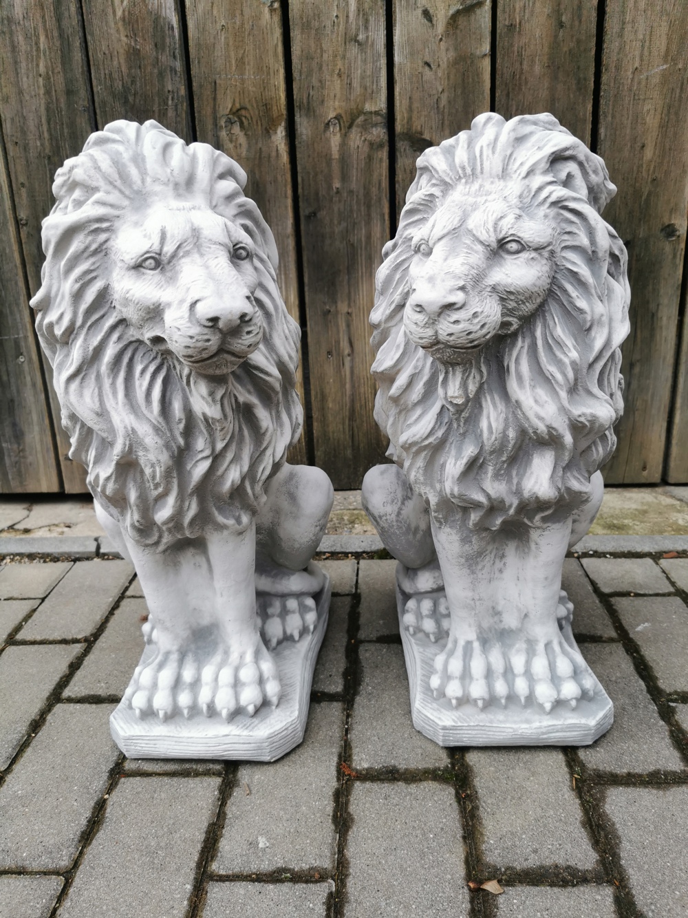 Steinfigur Löwenpaar Deko Gartenfigur 
