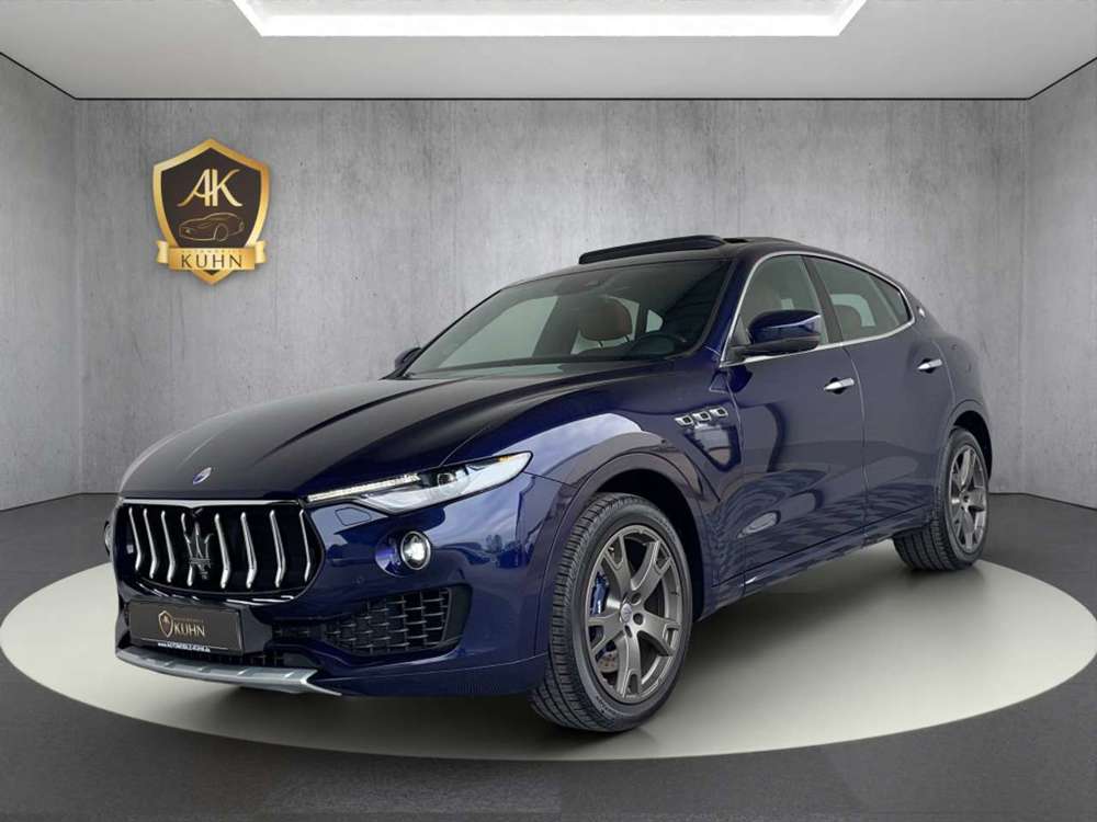 Maserati Levante SQ4*3.0 V6*PANO*LUFT*4xSHZ*360° KAM*