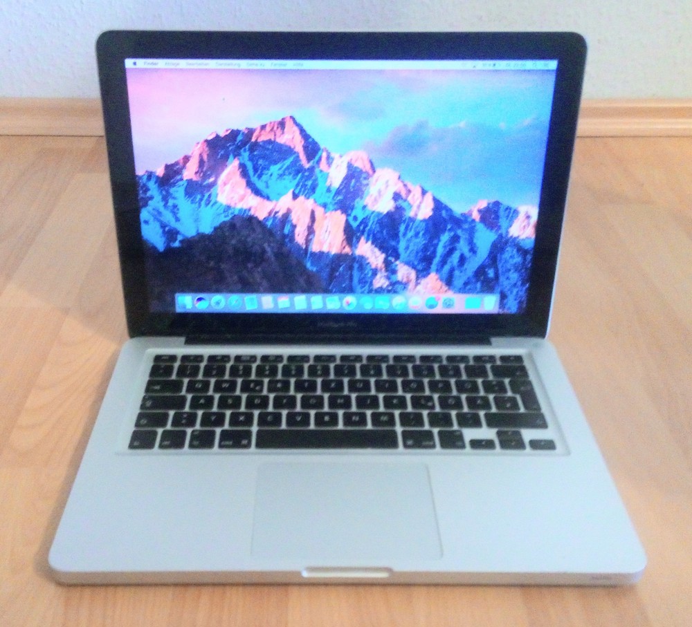 Macbook Pro 13", Core i5, WLAN, Akku in Ordnung 