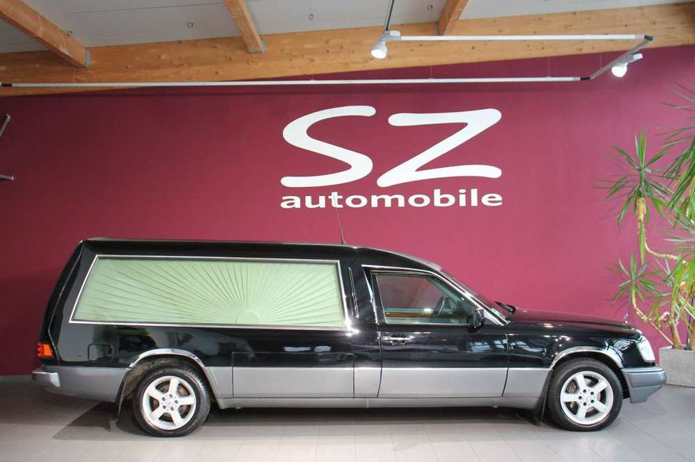 Mercedes-Benz E 280 Rappold Bestattungswagen/Leichenwagen