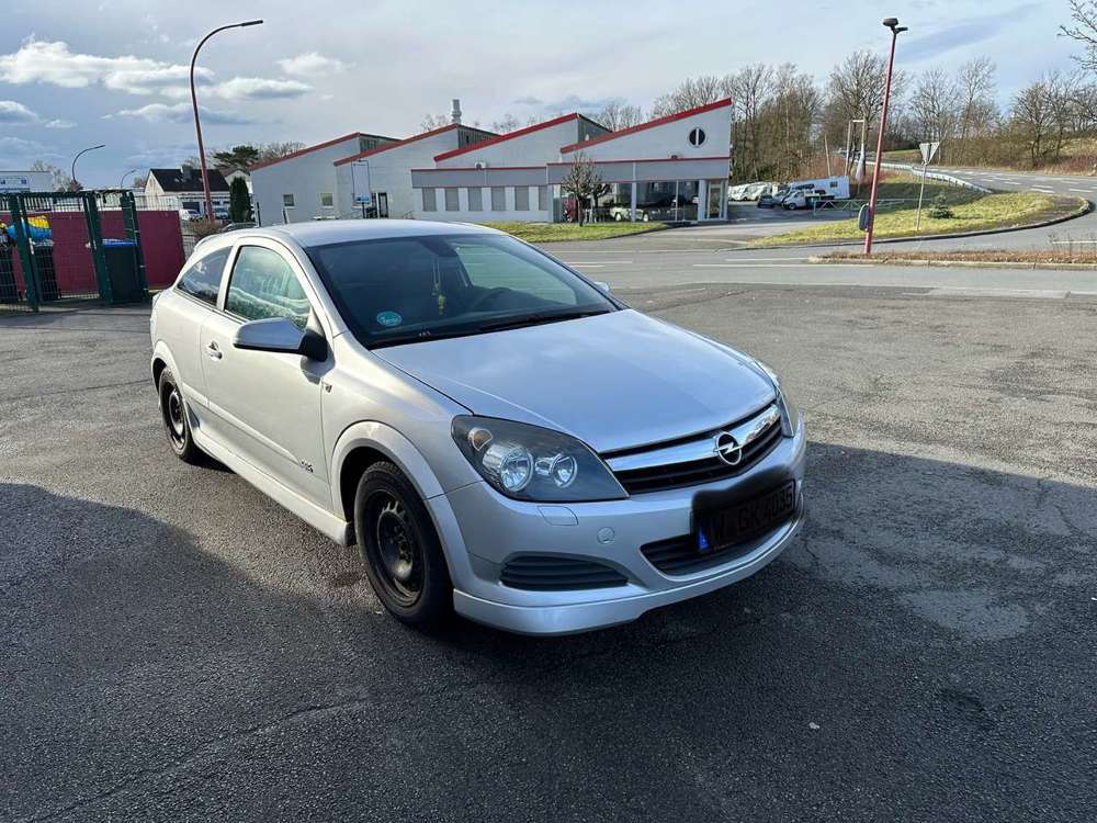 Opel Astra Astra H GTC 1.6