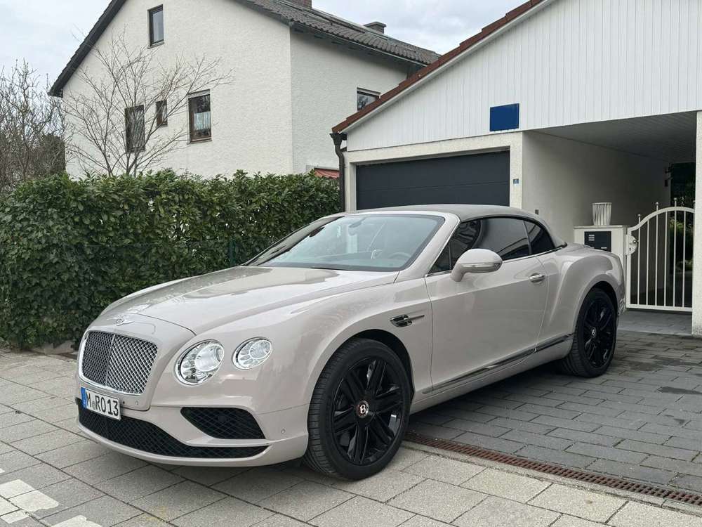 Bentley Continental GTC 4.0 V8 4WD *ACC-SOFTC-20"-FACELIFT*