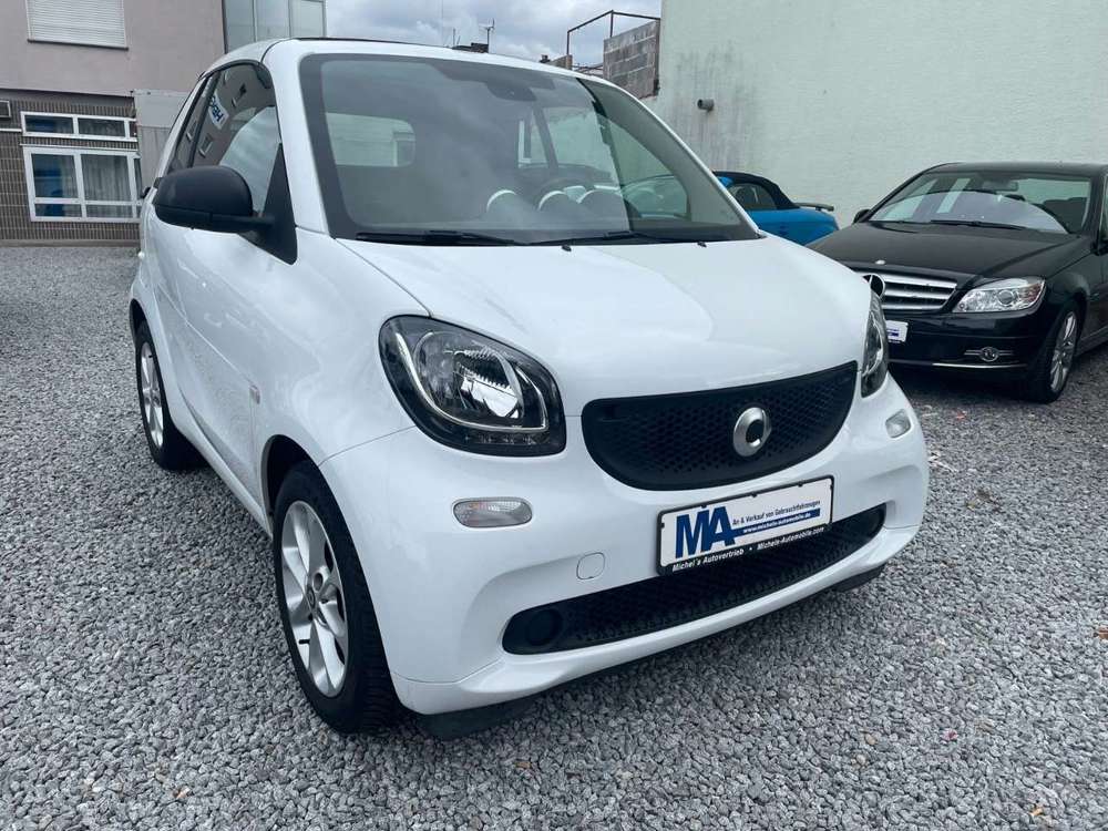smart forTwo fortwo cabrio  66 kW Klimaaut. Sitzh. LMF