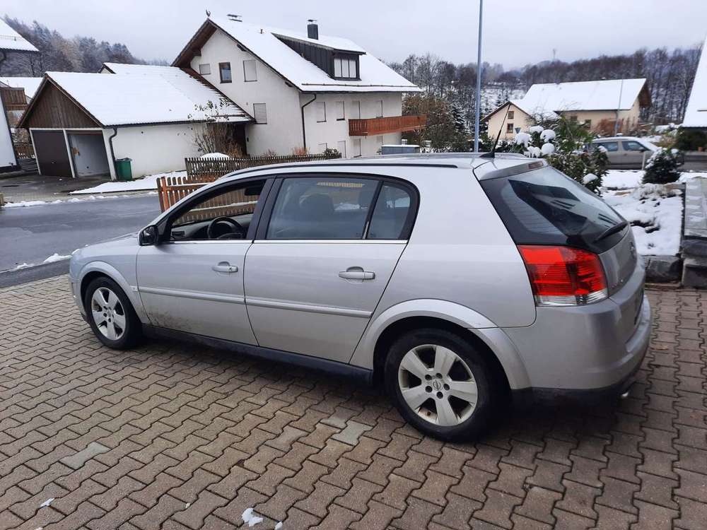 Opel Signum 2.2 Elegance