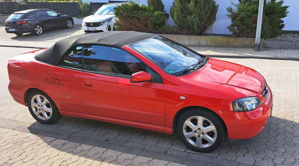 Opel Astra Cabrio 1.6 16V Linea Rossa