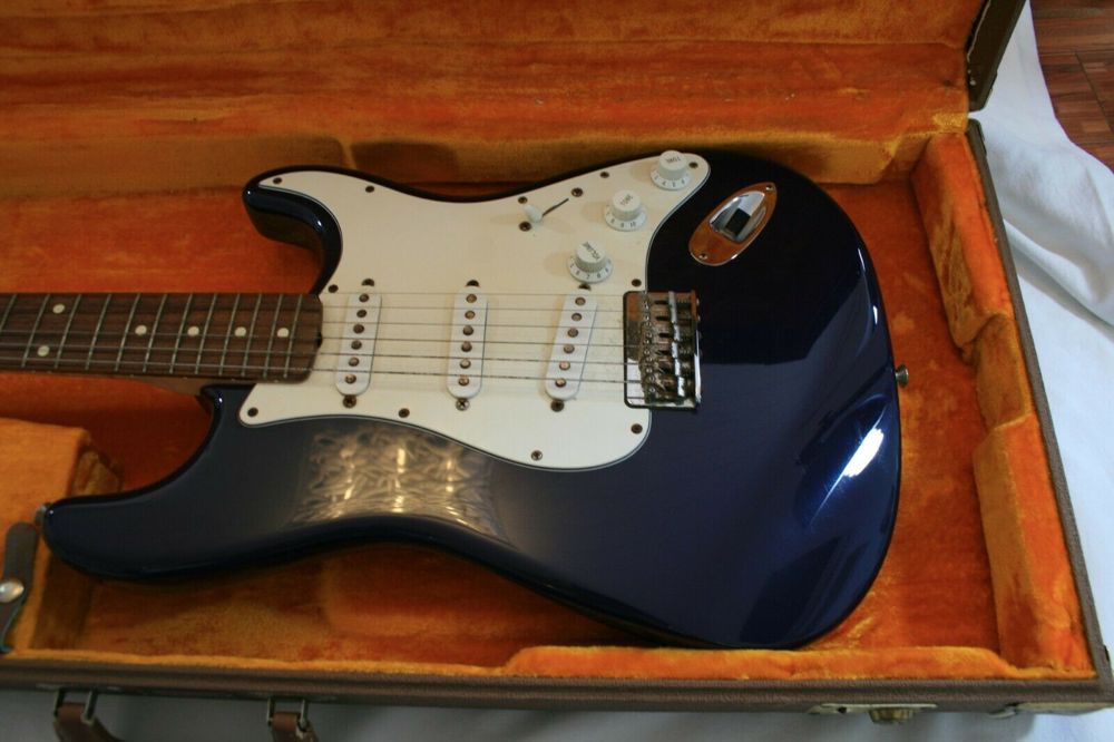 Gitarre Fender Stratocaster USA Custom Shop SE 918203 VINTAGE