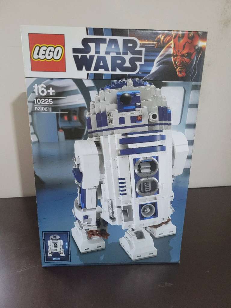 Lego Star Wars R2-D2 10225
