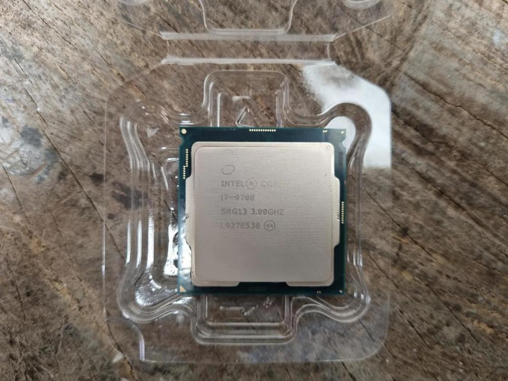  Intel Core i7-9700, socket 1151, Coffee Lake