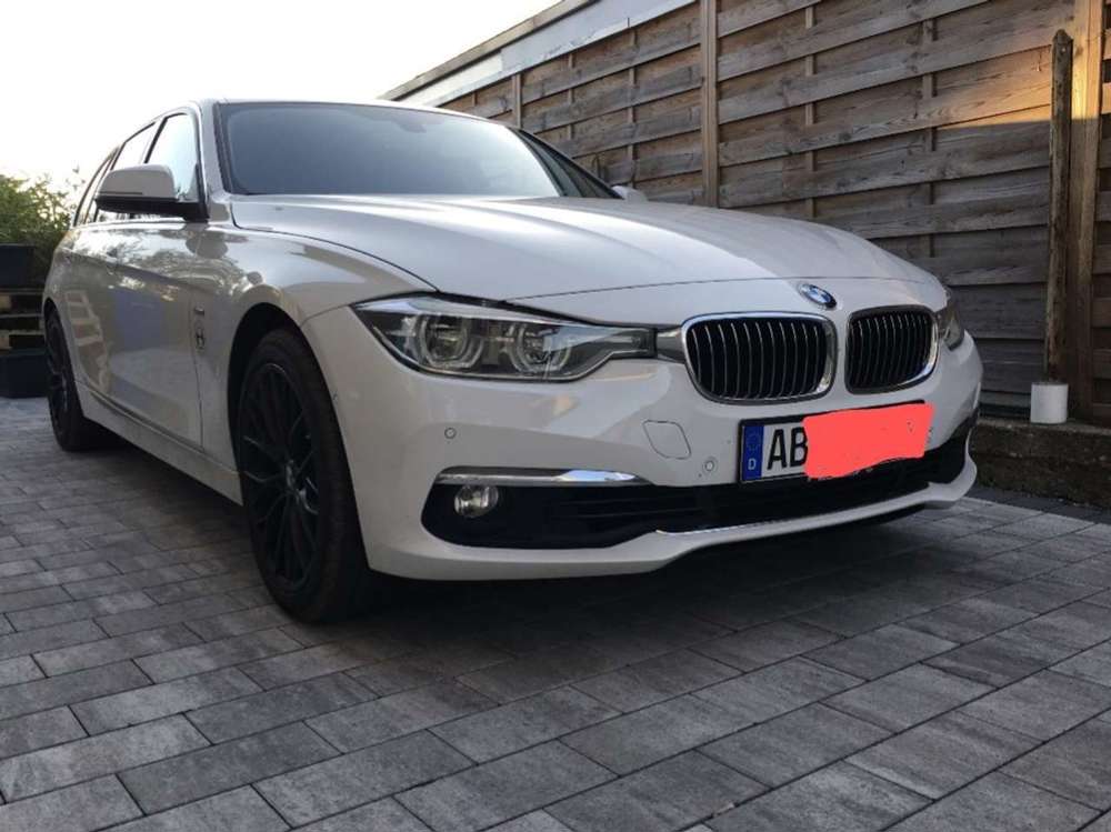 BMW 330 330d Luxury Line