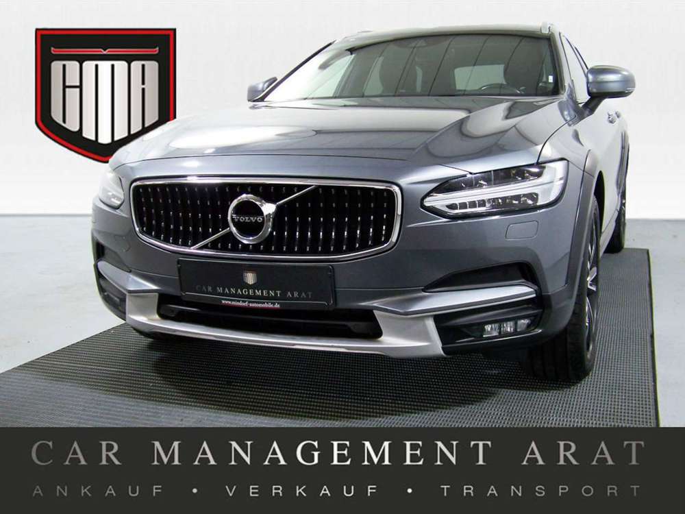 Volvo V90 Cross Country D4 Pro AWD PANORAM+AMBIENT+VRT