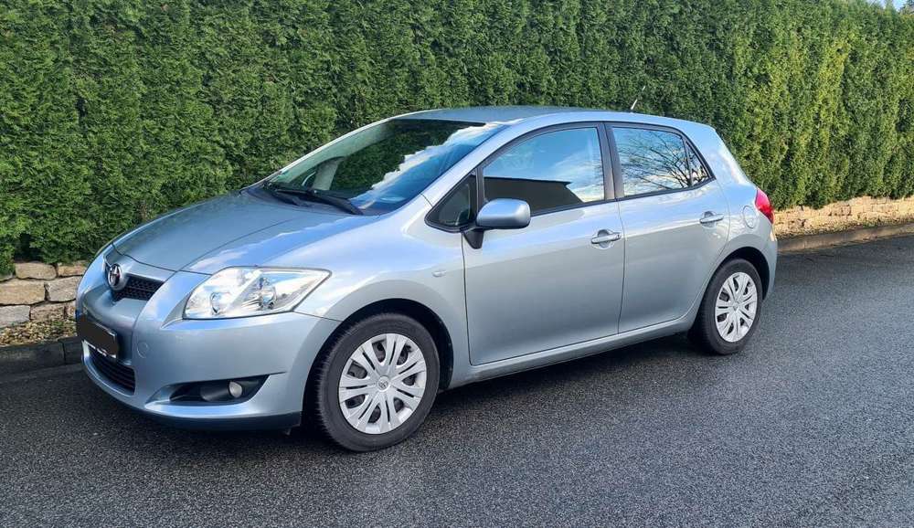 Toyota Auris 1.33 VVT-i, 6 Gang,  Android 12.