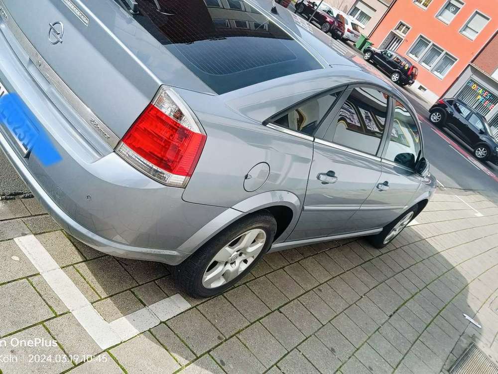 Opel Vectra 2.2