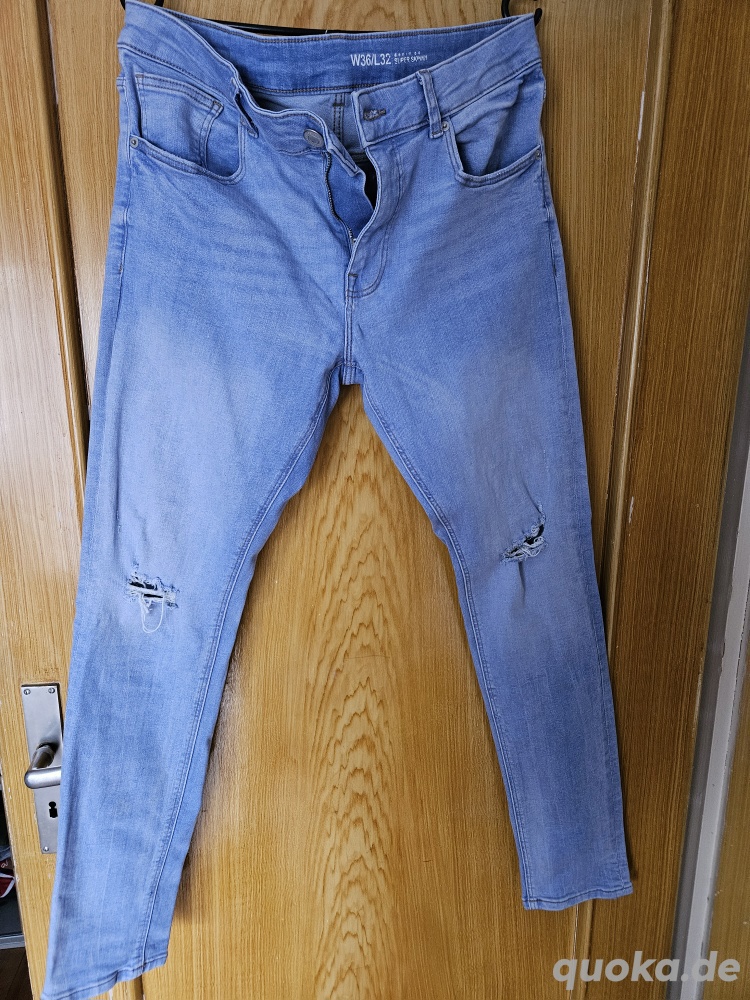 Skinny Jeans hellblau