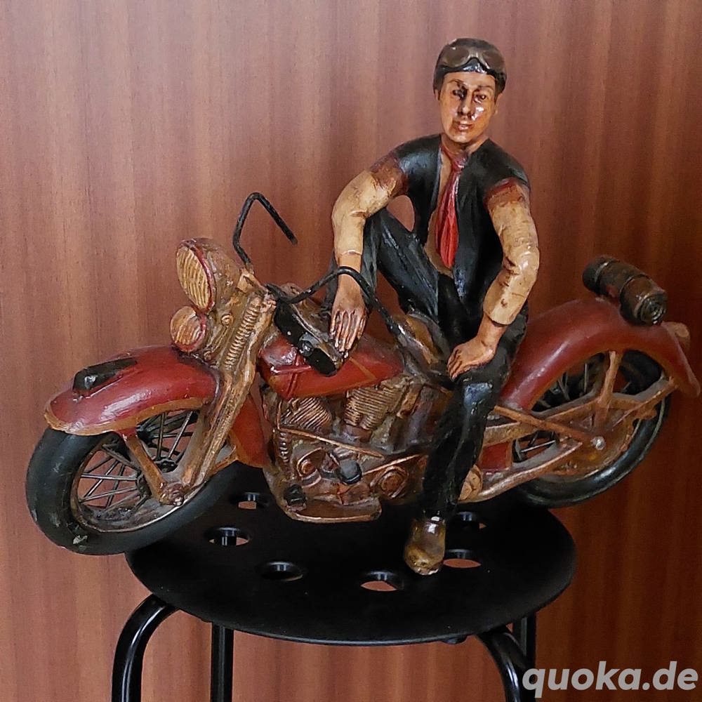 Holzfigur (Motorradfahrer) zu verkaufen 