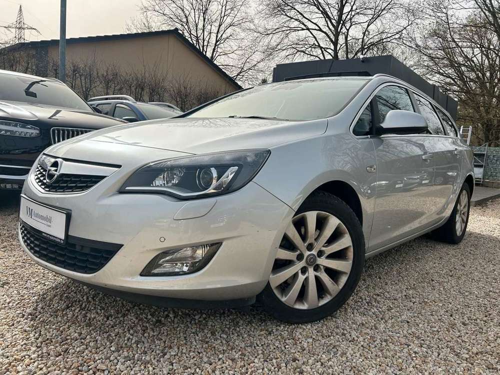 Opel Astra Sports Tourer Innovation Leder*Pano*SitzHz